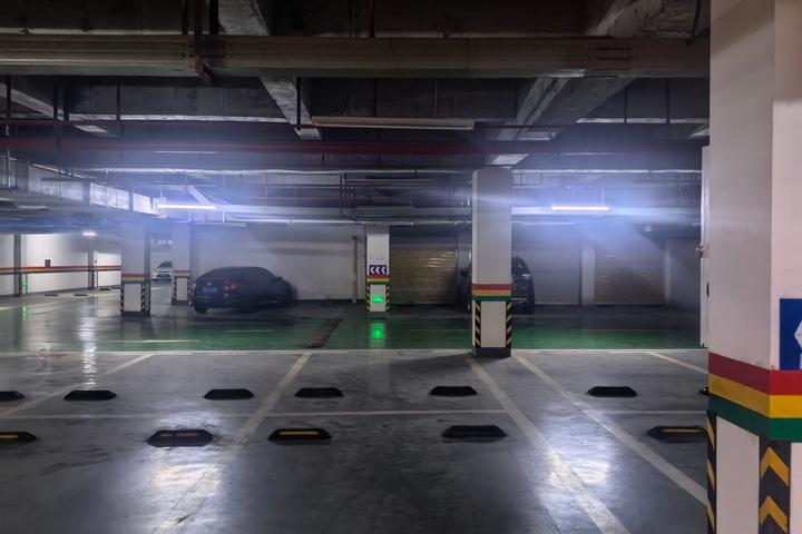 潼南区桂林街道办事处朝阳路528号A区一期车库负1-A230