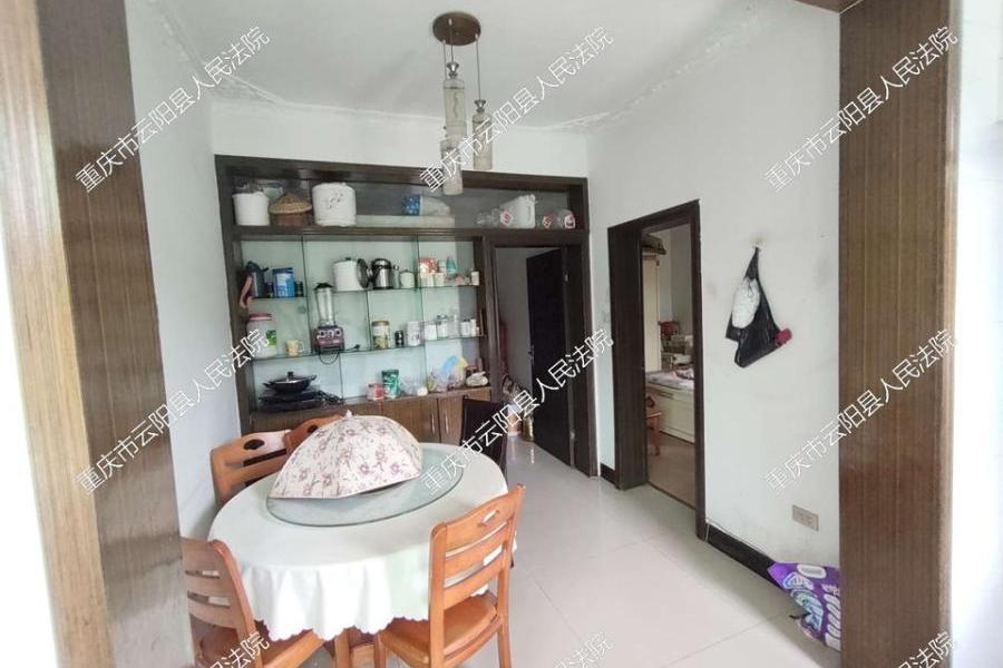 云阳县青龙街道水库路46号5-502房屋