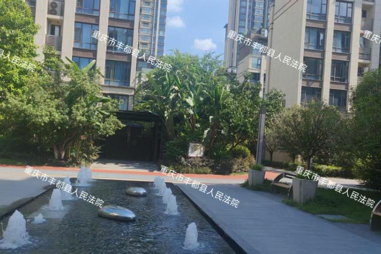 【三合街道小区】| 重庆市丰都县三合街道金龙街38号9幢1单元6-2房屋
