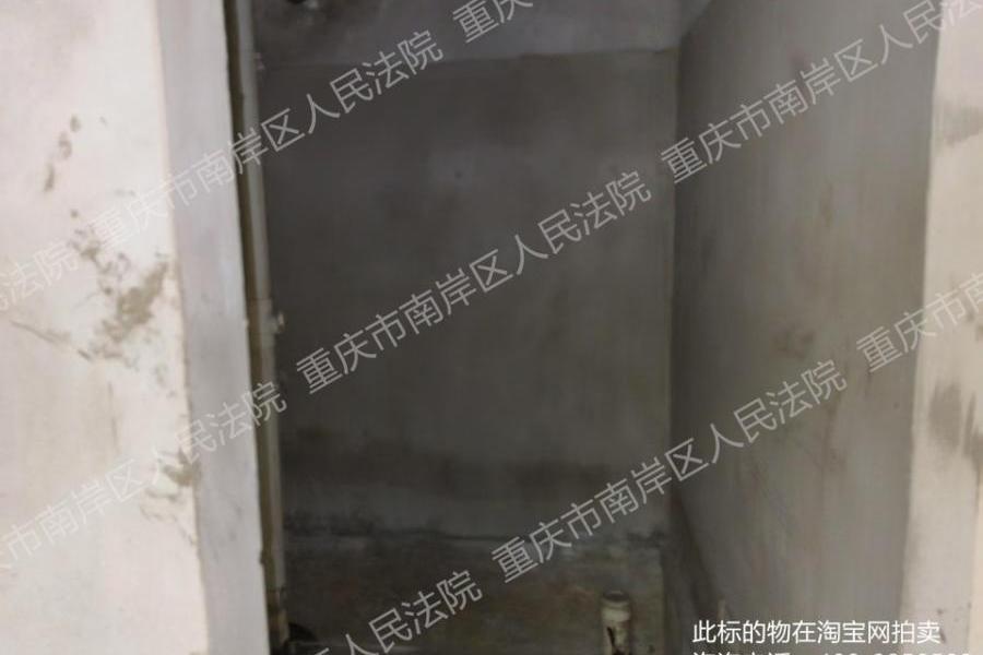 重庆市铜梁区东城街道学府大道1号4幢1-2号房屋