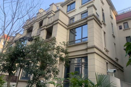 重庆市南岸区玉马路1号云溪苑(20组团)68幢2单元1-3房含2个车位