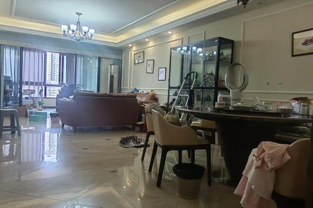 【北城天街小区】| 重庆市江北区北城天街15号3幢4-4房屋及室内不可移动装饰装修