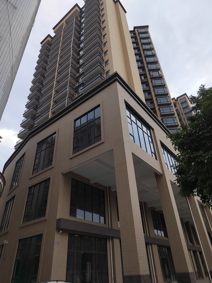 75㎡|郁南云浮市郁南县都城镇柳城路57号金信大厦a座首层12号小车位