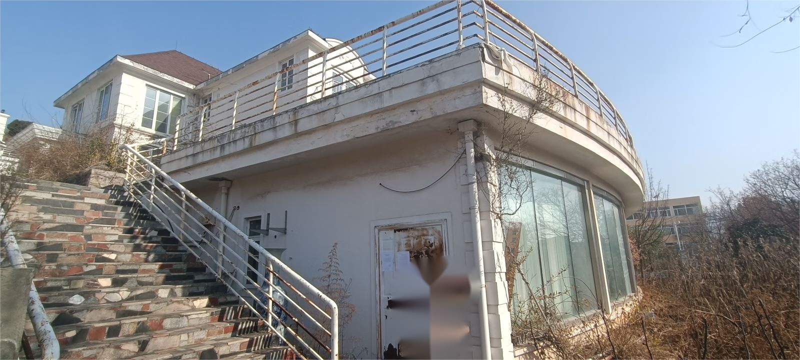 济南市历城区仲宫镇仲南村李家峪加州花园m3b房产,济南历城法拍房-房