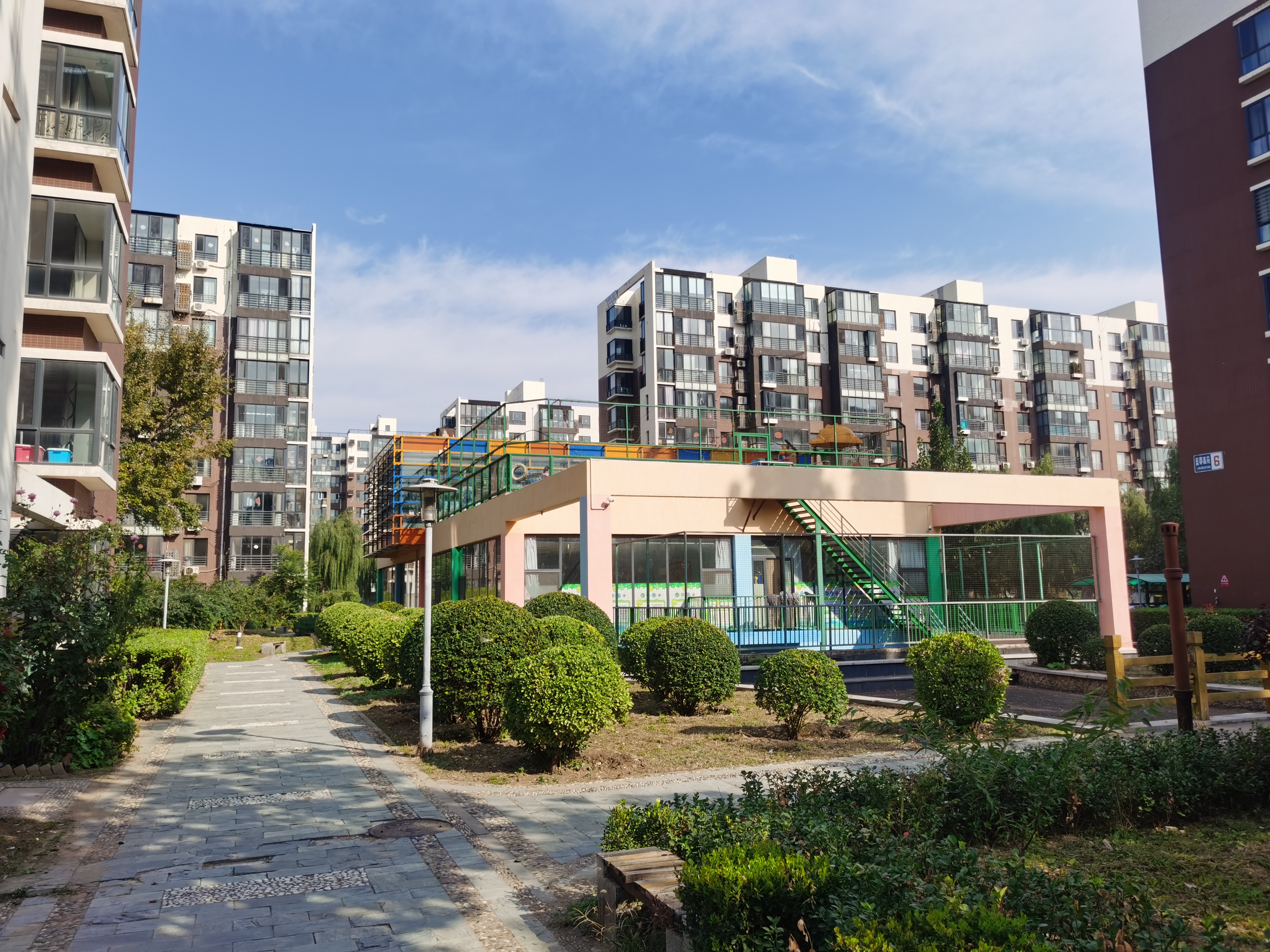 已成交北京市昌平区昌平镇西环路蓝郡嘉苑2号楼7层1单元701(338.