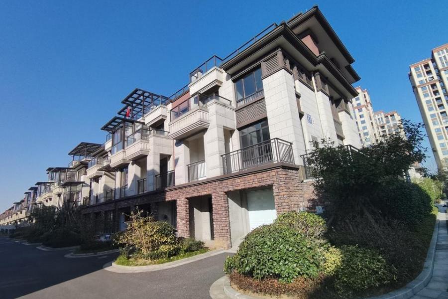 0分查看更多同区域历史成交即将开始绍兴袍江金湖湾小区26幢一单元
