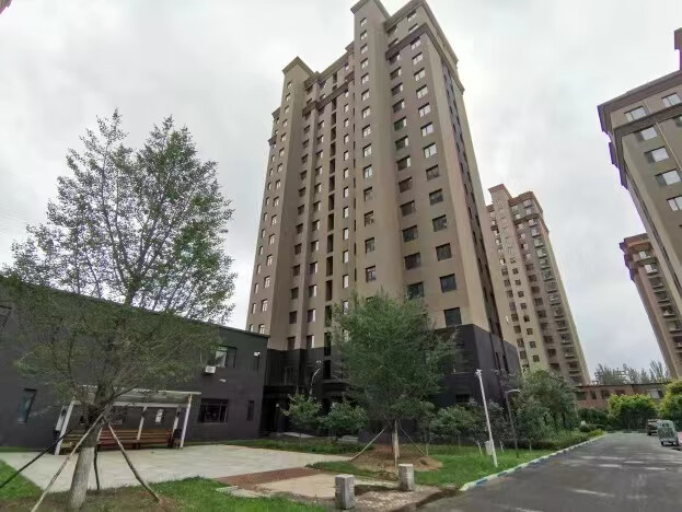 已暂缓调兵山市中央华府小区g8楼2单元1801号住宅及对应土地使用权