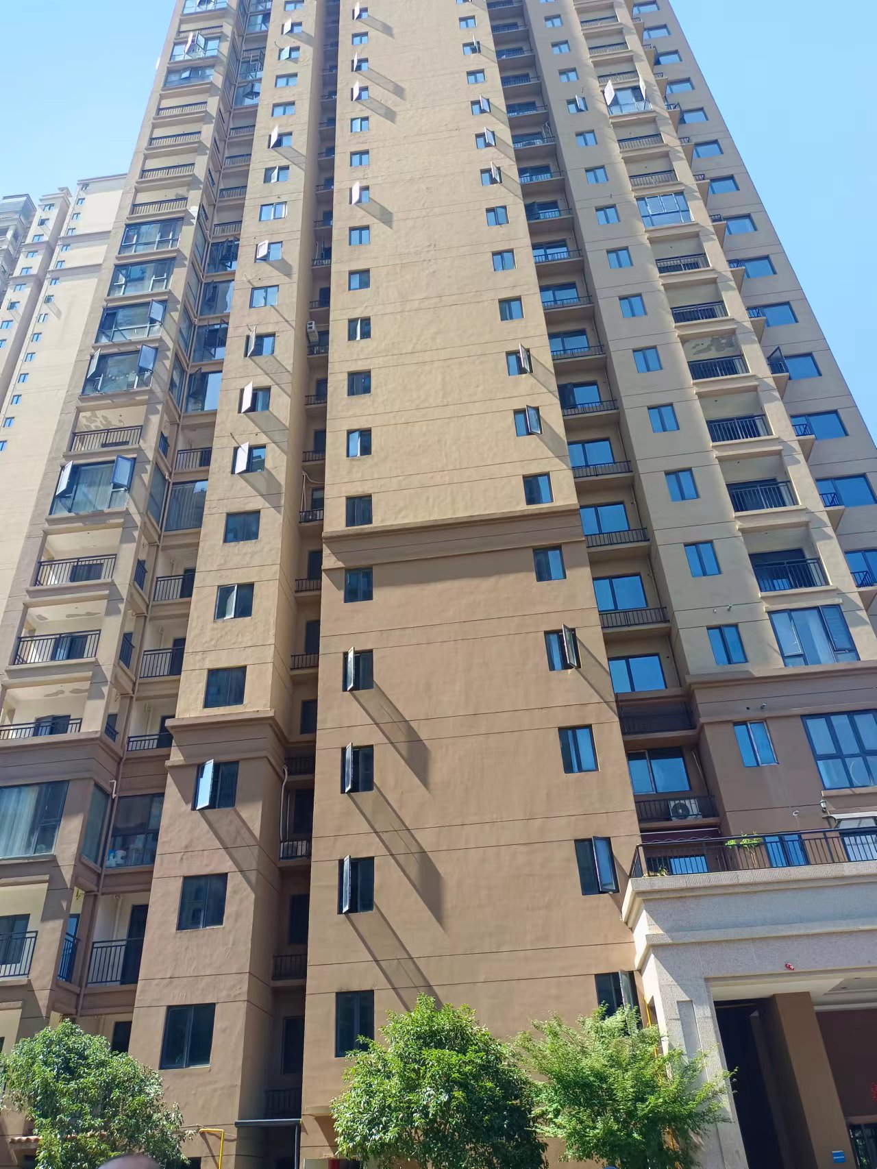 最终能花落谁家3301号湘潭经济技术开发区潭州大道18号湘潭奥园冠军城