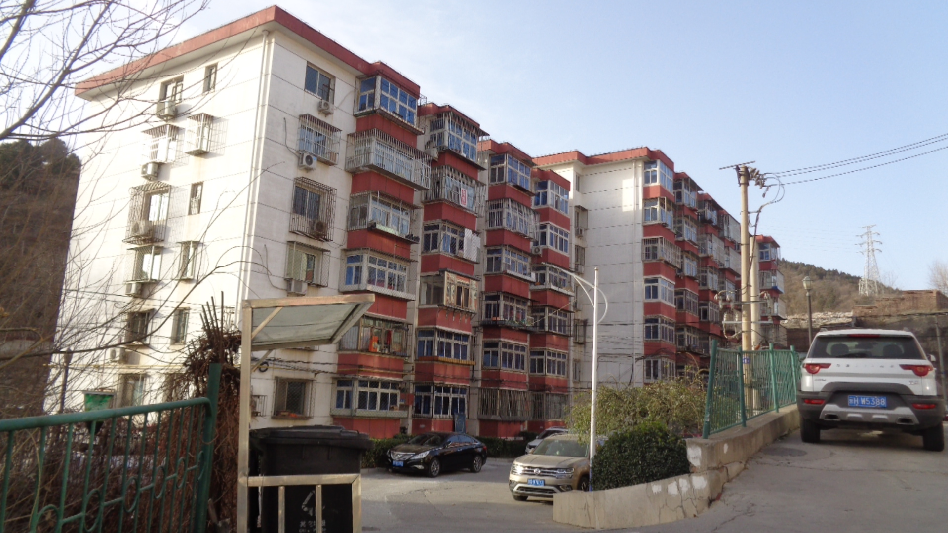 北京市门头沟区桃园10号楼6层4单元601号建筑面积78