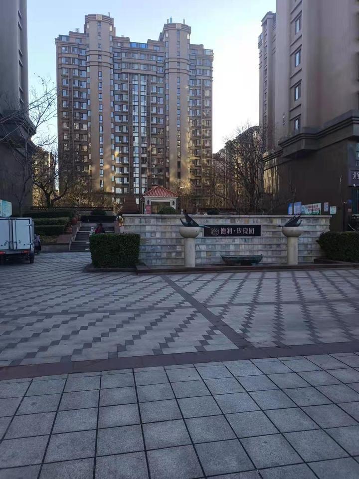 潍坊市奎文区新华路1421号玫瑰园2号楼2-1401室